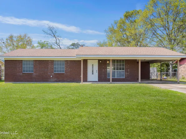 621 Octave St, Diberville, MS 39540