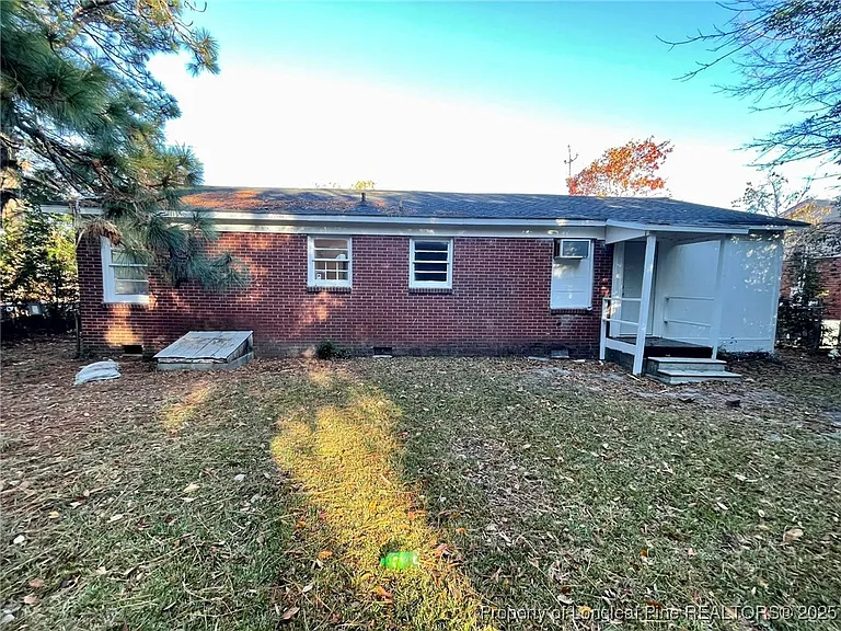 502 Spring Ave — Photo 18