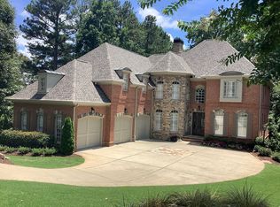 410 Winn Park Ct, Roswell, GA 30075