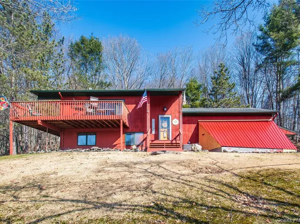 57 County Road 132, Hankins, NY 12741