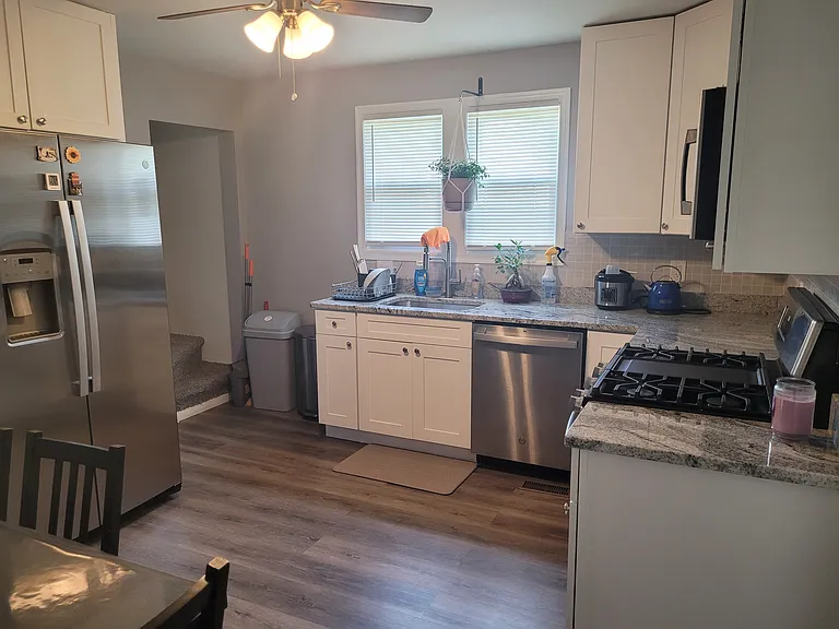 22 Hazel Ave #2 — Photo 4