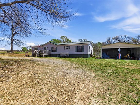 4th image of 13170 Farm Road 1157