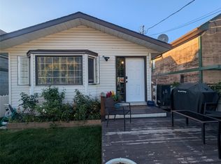 1018 Hillside Ave, Chase, BC V0E 1M0