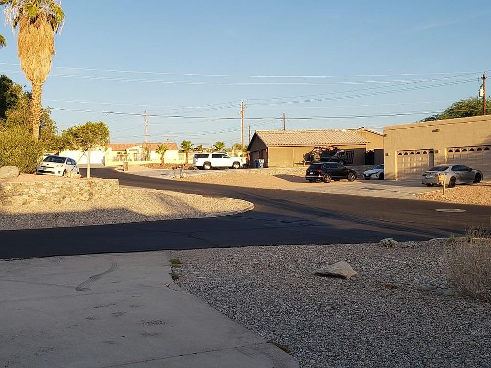 view south modern family homes