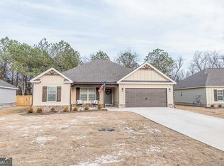 412 New Hope Dr, Perry, GA 31069