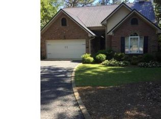 98 Hampton Pl, Pinehurst, NC 28374