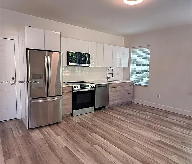 729 Meridian Ave #5 — Photo 8
