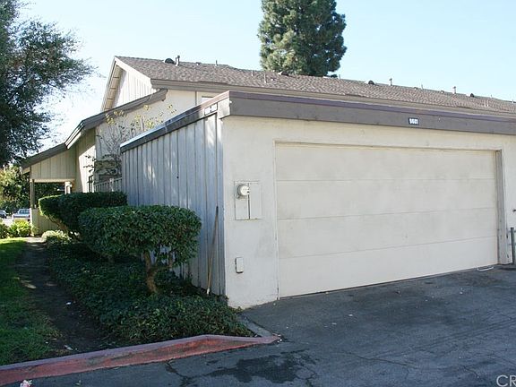2nd image of 9601 Karmont Ave
