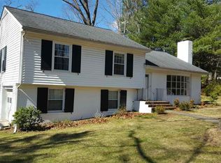 425 S Ellison Ln, Waynesboro, VA 22980