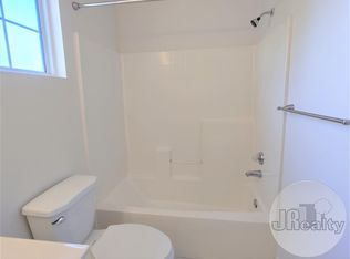 8420 Colony Ct, Paramount, CA 90723