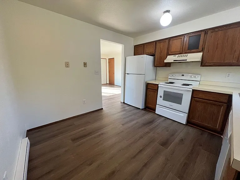 1411 G St #A — Photo 7