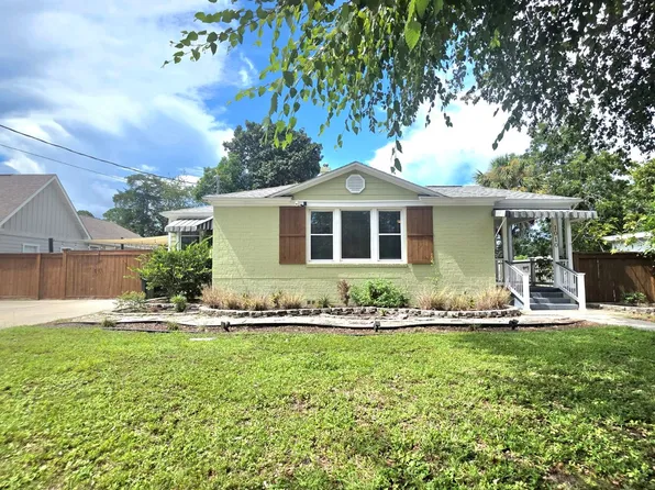 1010 E Maxwell St, Pensacola, FL 32503