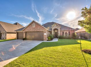 3901 Montclair Dr, Edmond, OK 73013
