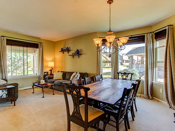 3rd image of 42348 Forest Oaks Dr
