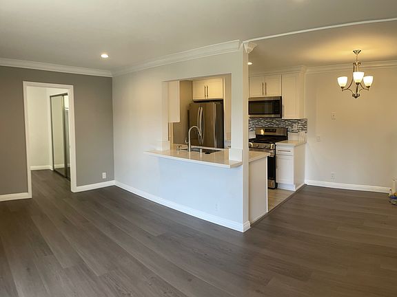 3rd image of 11156 Acama St APT 105