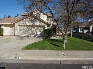 1953 Rainier Dr, Los Banos, CA 93635