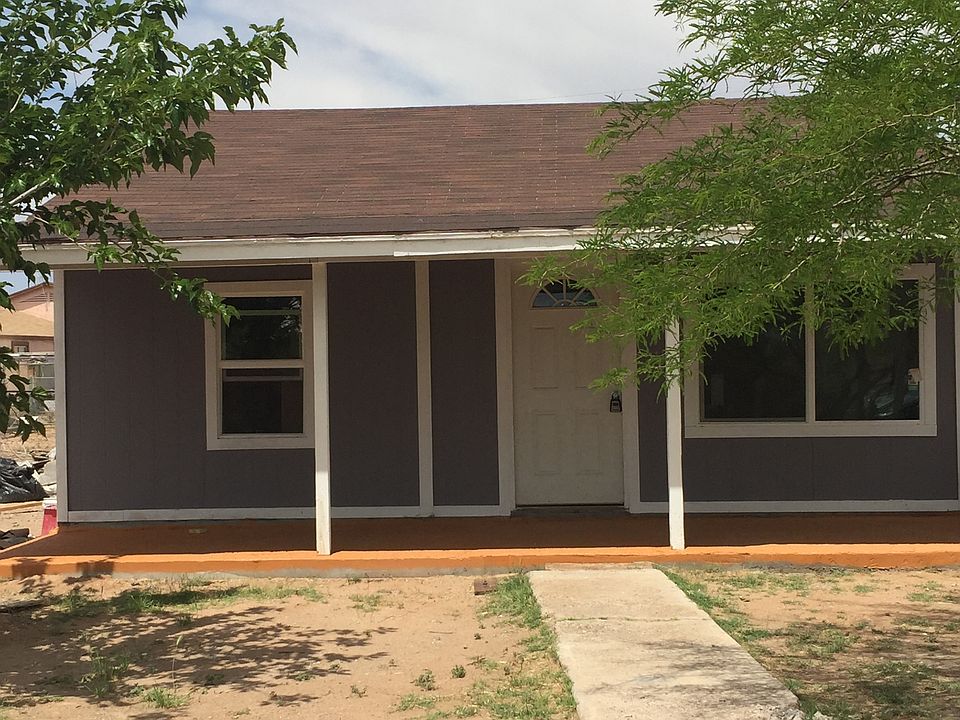 1st image of 840 W Dewey Ave