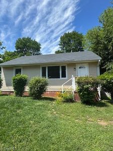 2209 Britton St, Greensboro, NC, 27406