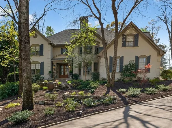 1020 Abingdon Ln, Johns Creek, GA 30022