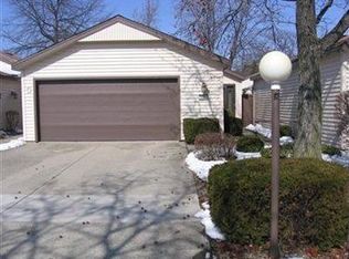 32964 Fern Tree Ln, North Ridgeville, OH 44039