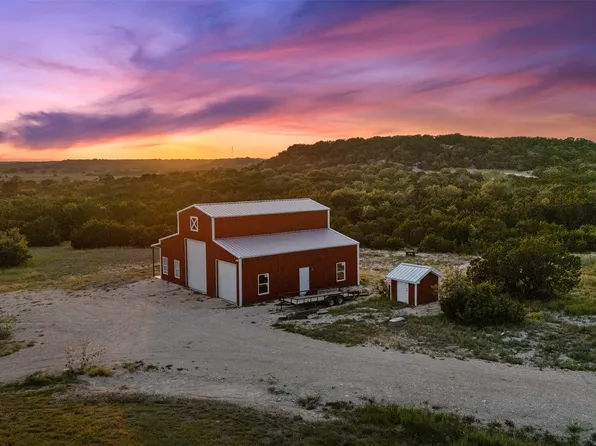 11052 Fm 219, Cranfills Gap, TX 76637