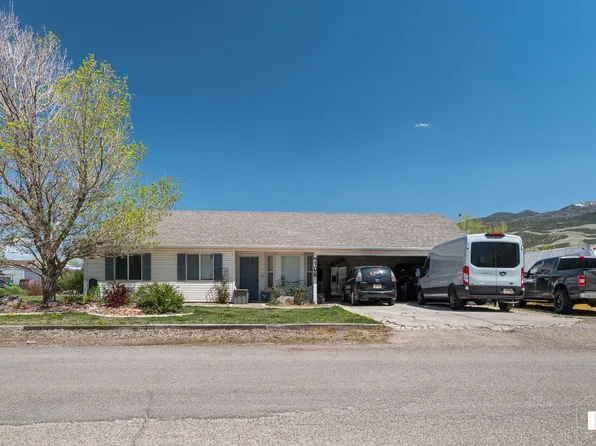 4706 N Oregon Trl, Enoch, UT 84721
