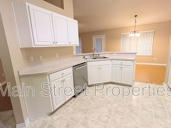 5th image of 7448 Chimney Pines Dr