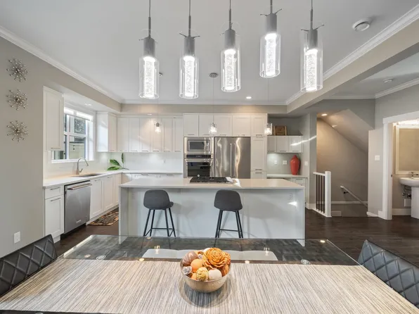 16488 64th Ave #154, Surrey, BC V3S 6X6