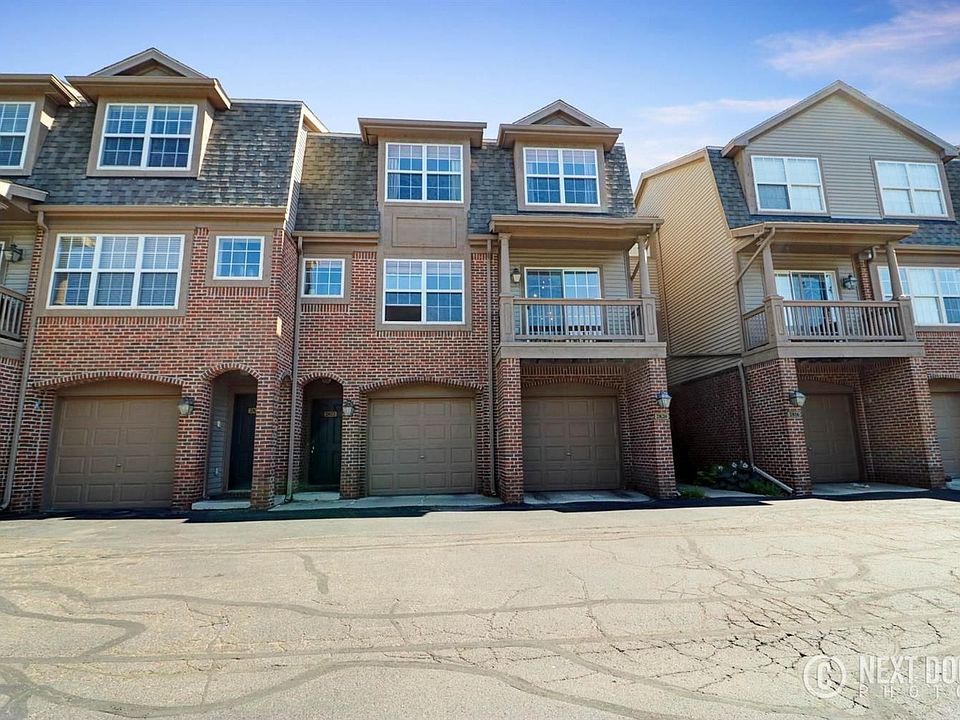 1st image of 2822 Barclay Way #61
