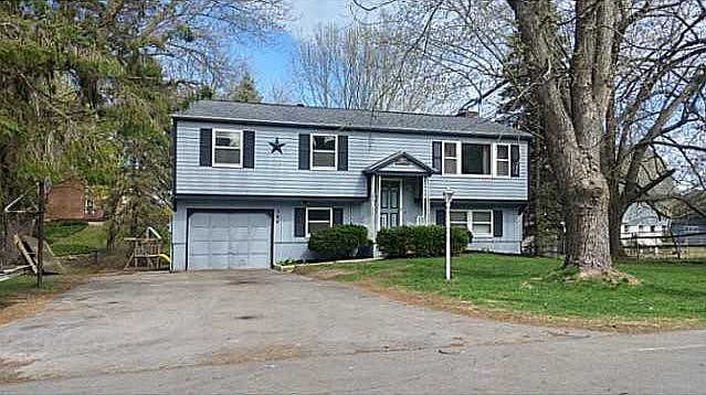 1st image of 304 Georgianna St
