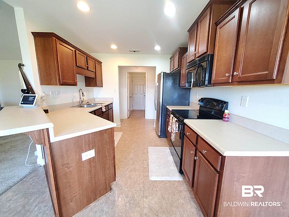 5th image of 21578 Talbot Ln
