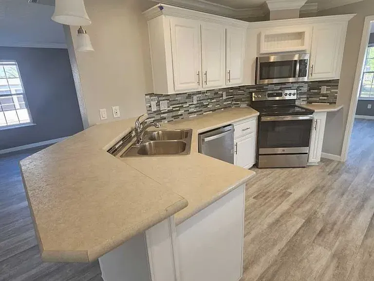620 57th Ave W #H-10 — Photo 17