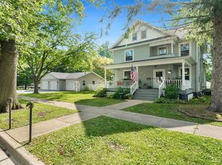 308 S 8th St, Oregon, IL 61061
