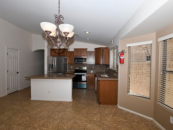 4th image of 10104 W Veliana Way