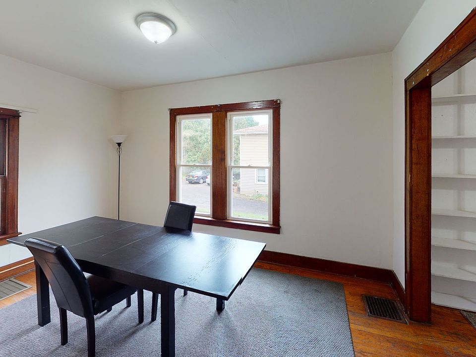 1st image of 321-3215 Hillview Pl #321