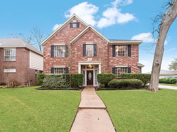 2nd image of 1022 Plantation Dr