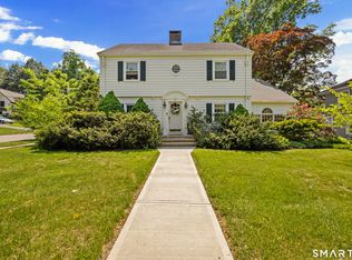 37 Ridgewood Avenue, North Haven, CT 06473