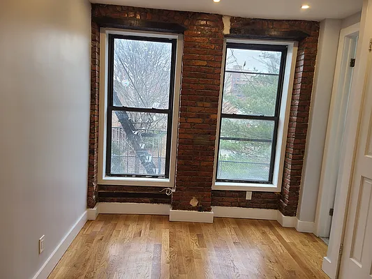 Rented by The Hamilton Group | media 17