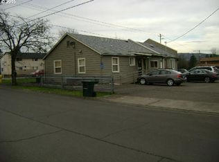 2365 W Harvard Ave, Roseburg, OR 97471