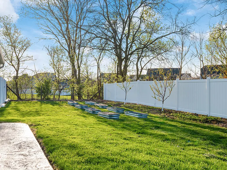 Cleveland Ave NW — Photo 30