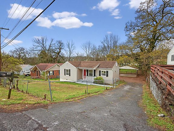 3rd image of 1159 Chippewah Dr