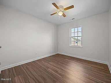 702 Buster Ct — Photo 16