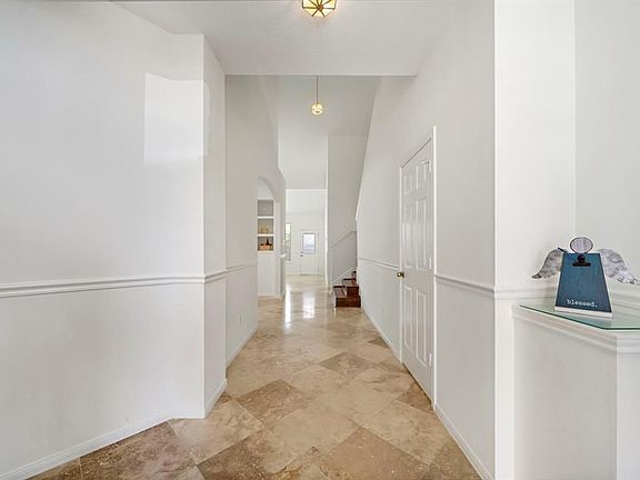 3rd image of 12814 Pheasant Lake Ct