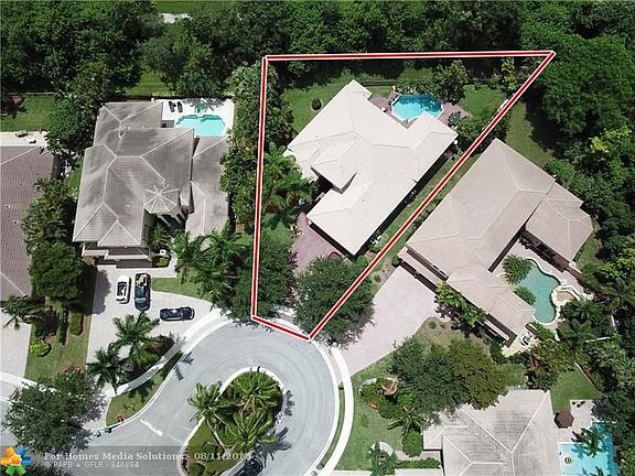 2nd image of 7181 NW 71st Ter