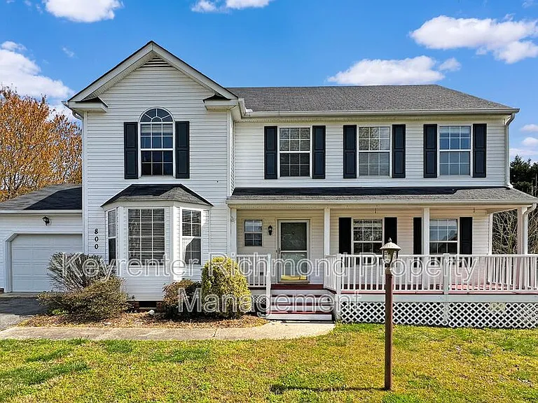 800 Kiefer Field Ct — Photo 2
