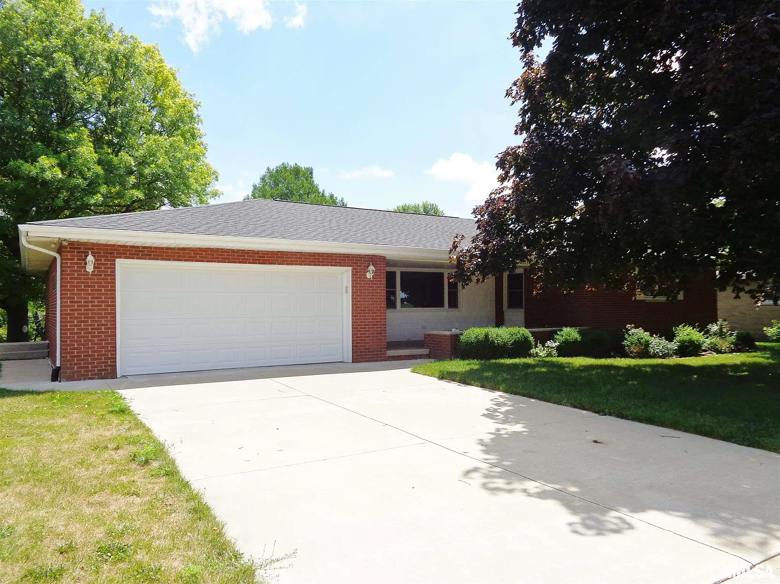 208 Ossami Lake Dr photo 1