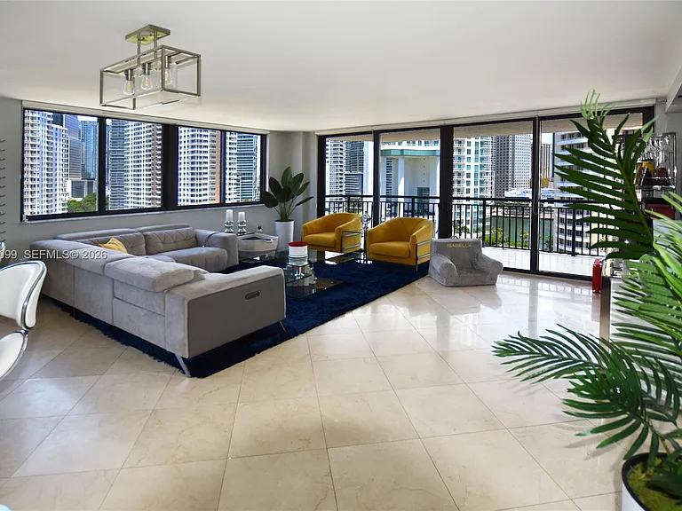 540 Brickell Key Dr #1513 — Photo 9