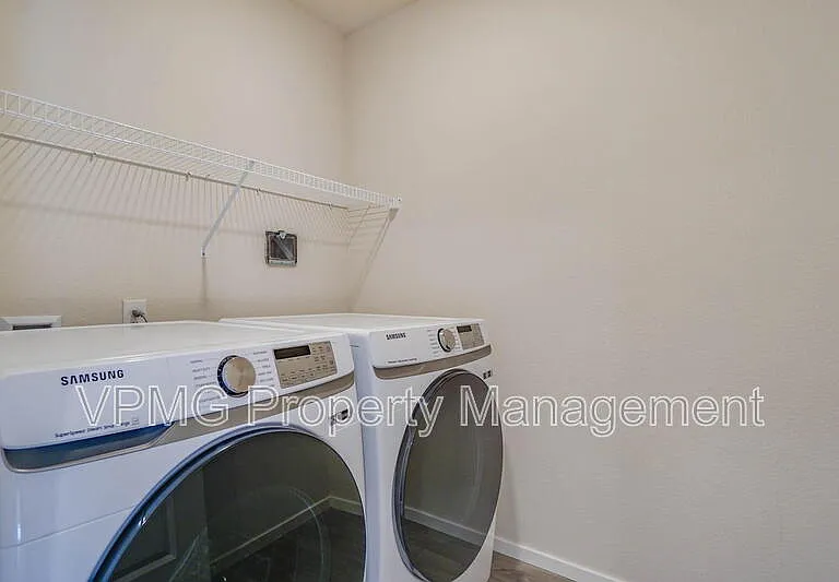 2620 NE 117th Pl — Photo 19