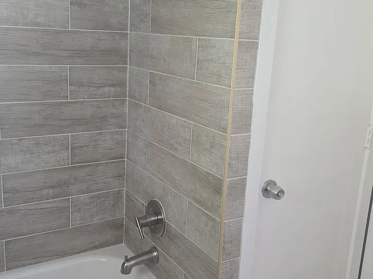 2701 Marshall Ave — Photo 10