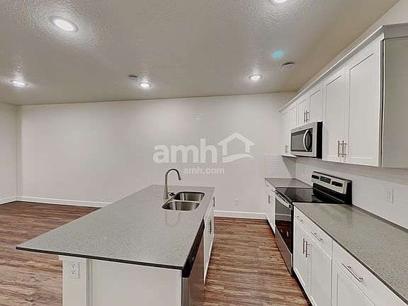 3rd image of 6016 W South Jordan Pkwy